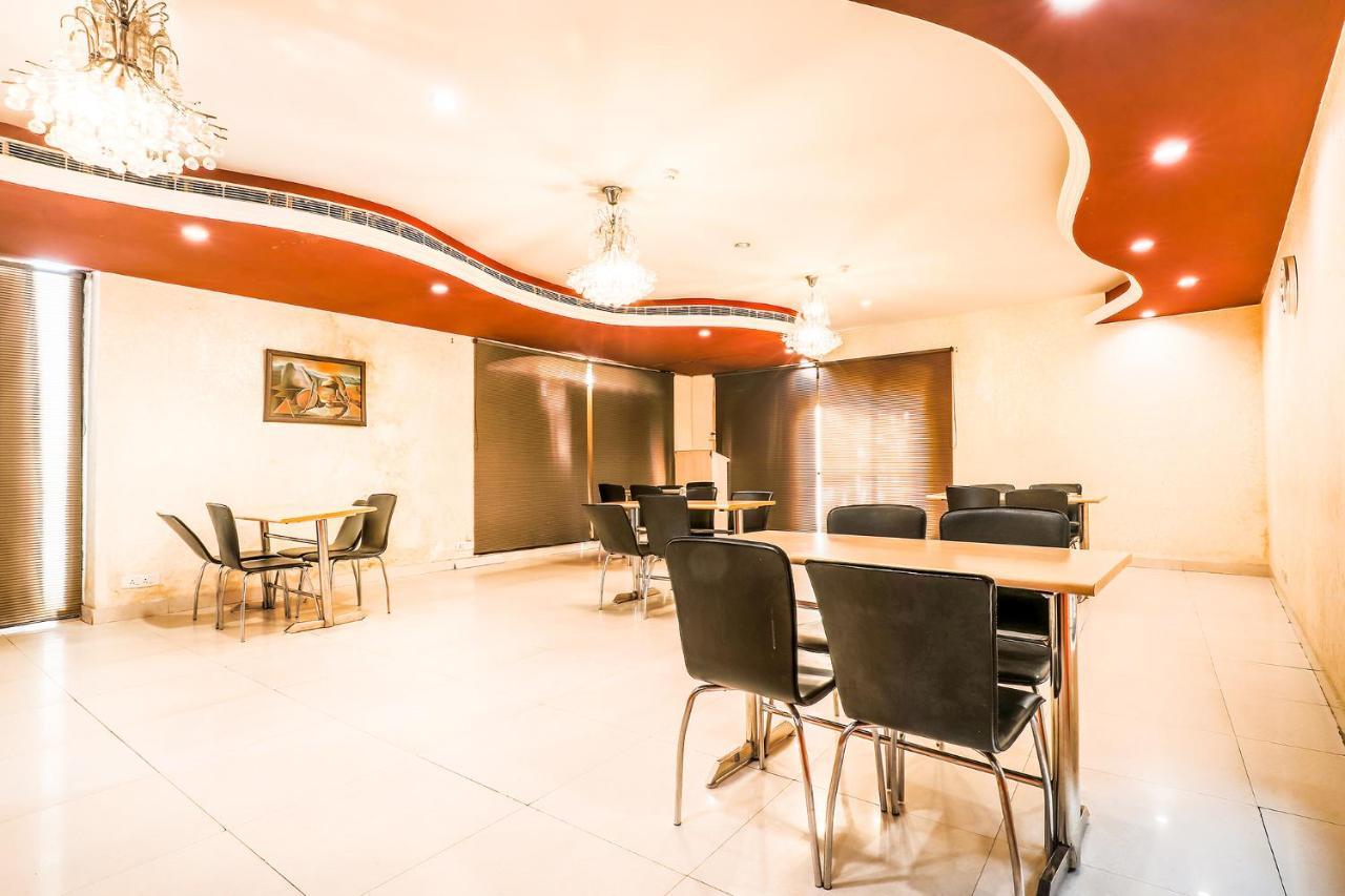 Fabhotel Conclave Boutique Нью-Дели Экстерьер фото