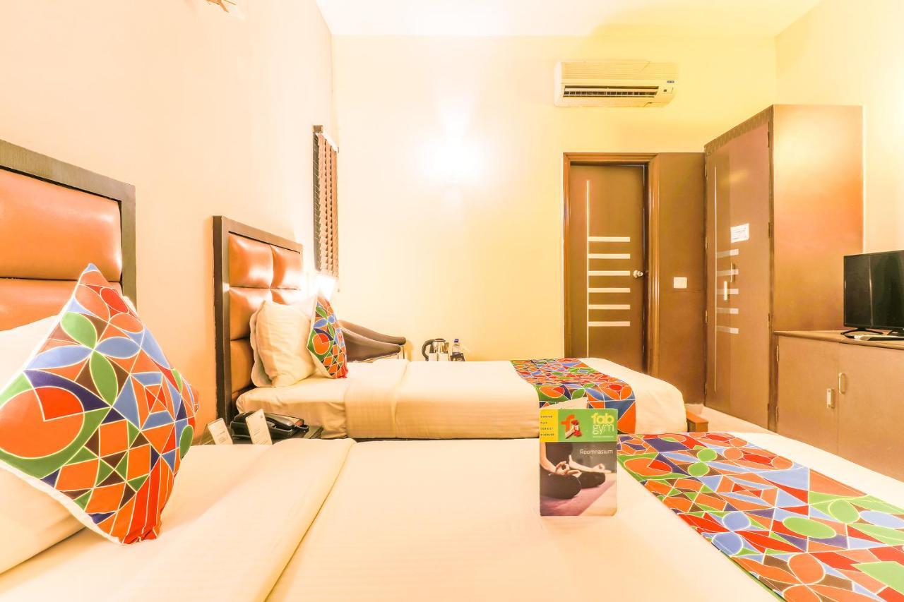Fabhotel Conclave Boutique Нью-Дели Экстерьер фото
