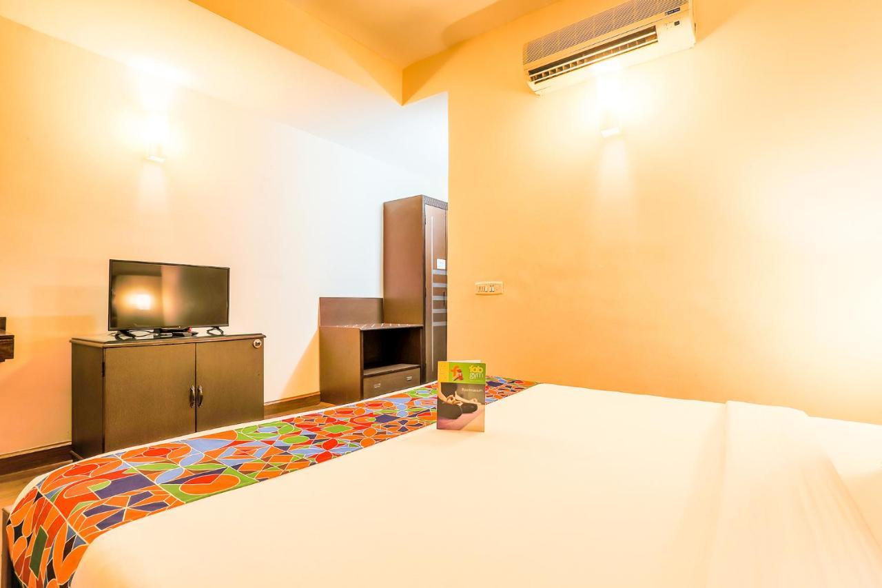 Fabhotel Conclave Boutique Нью-Дели Экстерьер фото
